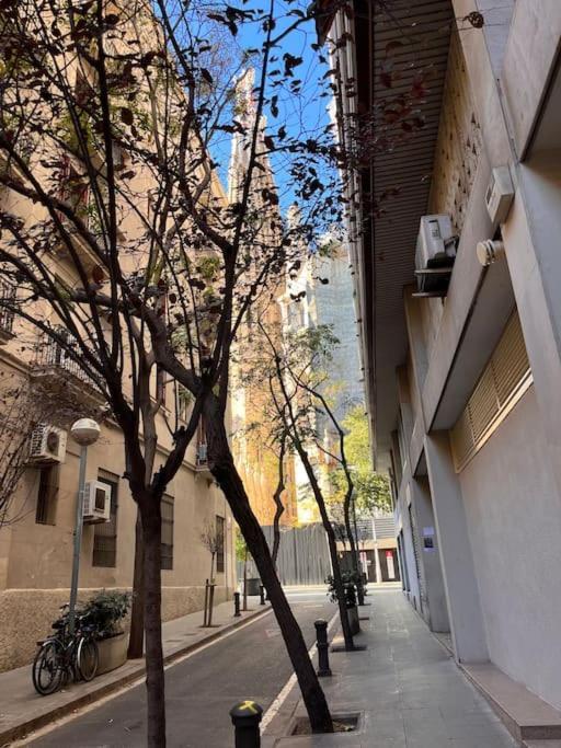 Appartement Loft Nearby Sagrada Familia à Barcelone Extérieur photo